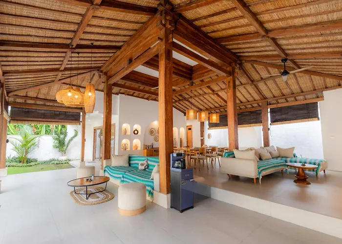 Elora Villa